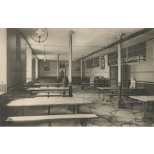 Moulins - Lycée Banville - Un Réfectoire.