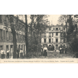 Ecole Normale Catholique d'Enseignement Supérieur, 159, rue de Sèvres, Paris - Façade sur le Jardin.
