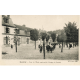 Romilly - Cour de l'Ecole maternelle (Groupe du Centre).