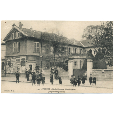 111 - Troyes - Ecole Normale d'Instituteurs (Hôpital temporaire).