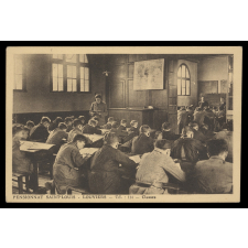 Pensionnat Saint-Louis - Louviers - Tél.: 114 - Classes.