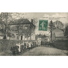 Préaux (Seine-Inf.) - L'Ecole de Filles, Route de la Folletière.