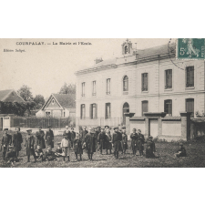 Courpalay - La Mairie et l'Ecole.