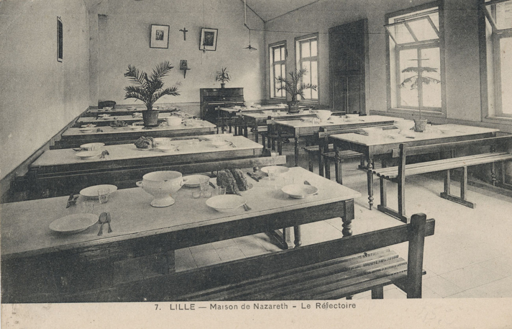 7 - Lille - Maison de Nazareth - Le Réfectoire.