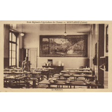 Ecole Régionale d'Agriculture du Chesnoy - Montargis (Loiret) - Le Réfectoire.