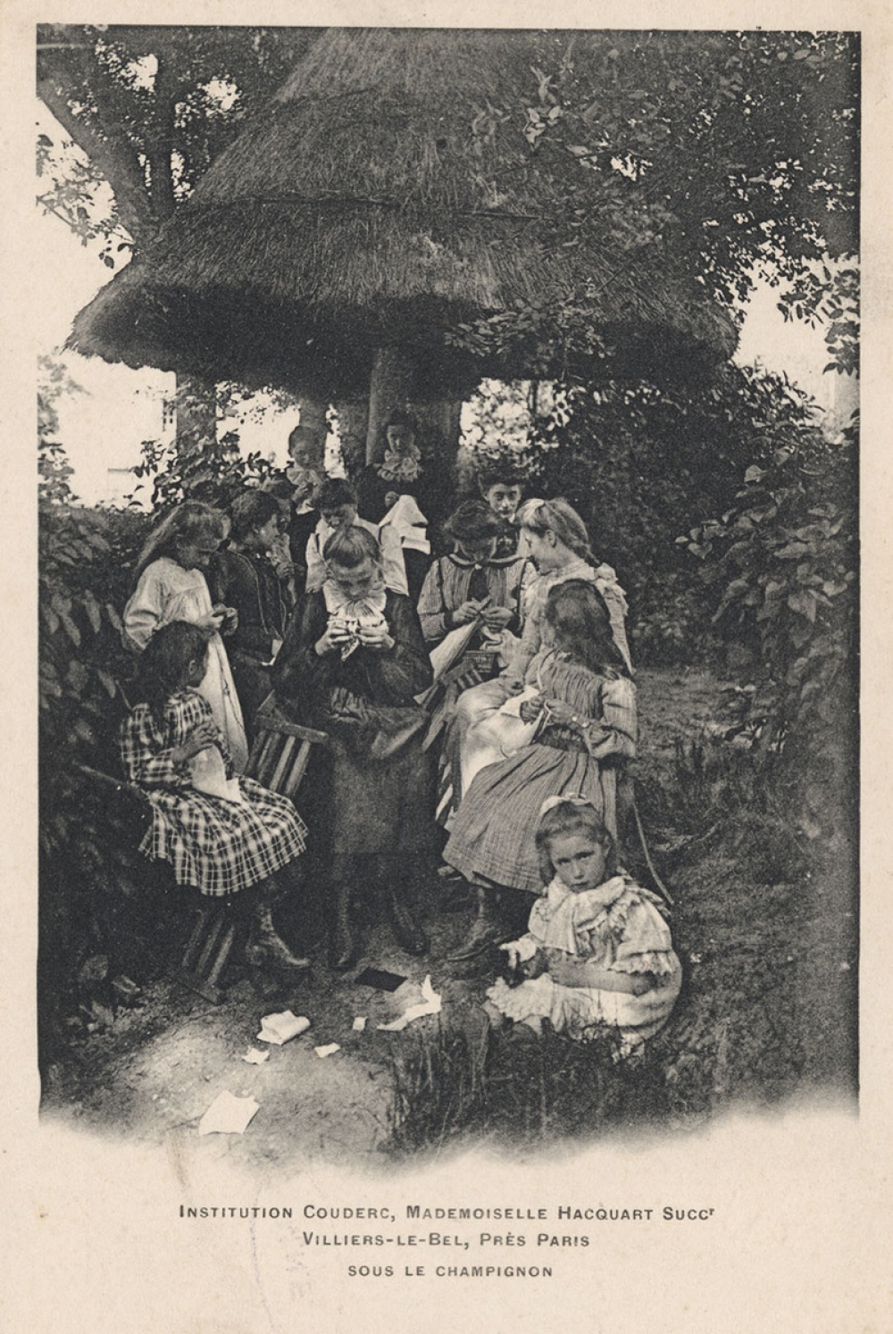 Institution Couderc, Mademoiselle Hacquart Succ, Villiers-le-Bel, Près Paris - Sous le champignon.