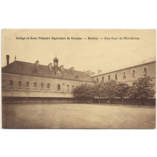 Collège et Ecole Primaire Supérieure de Garçons - Morlaix - Une cour de Récréation.