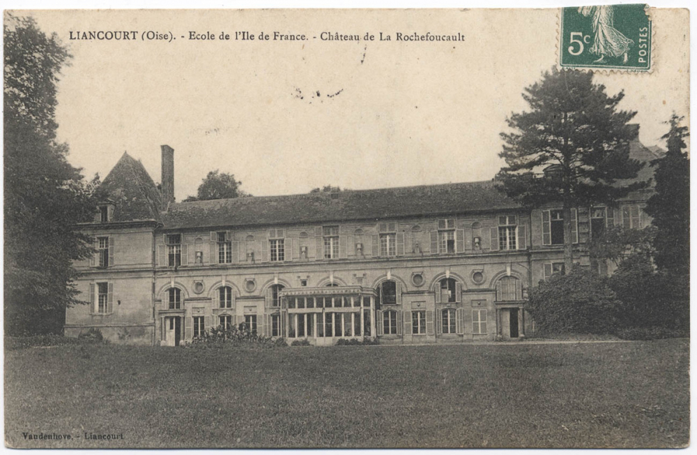 Liancourt (Oise) - Ecole de l'Ile de France - Château de la Rochefoucault.