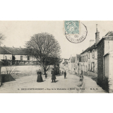 9 - Brie-Comte-Robert - Rue de la Madeleine et Ecole des Filles.