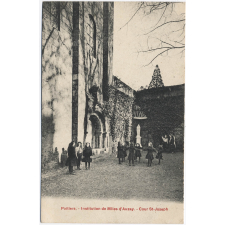 Poitiers - Institution de Mlles d'Auzay - Cour St-Joseph.