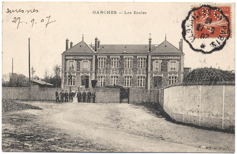 Garches - Les Ecoles.