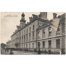 7 - Nantes - Le Lycée (au fond, Jardin des Plantes).