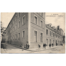 1 - Orléans - Lycée Jeanne-d'Arc - L'Extérieur.