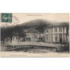 Moyenmoutier (Vosges) - Ecoles et rue Haute-Pierre.