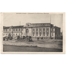 Poitiers (Vienne) - L'Université et la Bibliothèque Municipale.