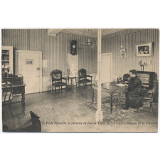 2 - Ecole Primaire Supérieure de Jeunes Filles de Tours - Bureau de la Directrice.