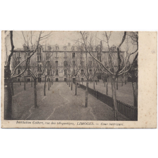 Institution Colbert, rue des Argentiers, Limoges - Cour intérieure.