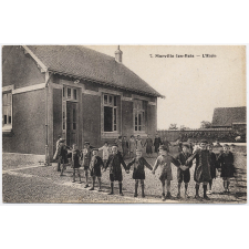7 - Marville-les-Bois - L'Ecole.