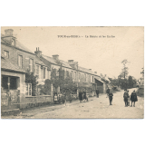 Tour-en-Bessin - La Mairie et les Ecoles.