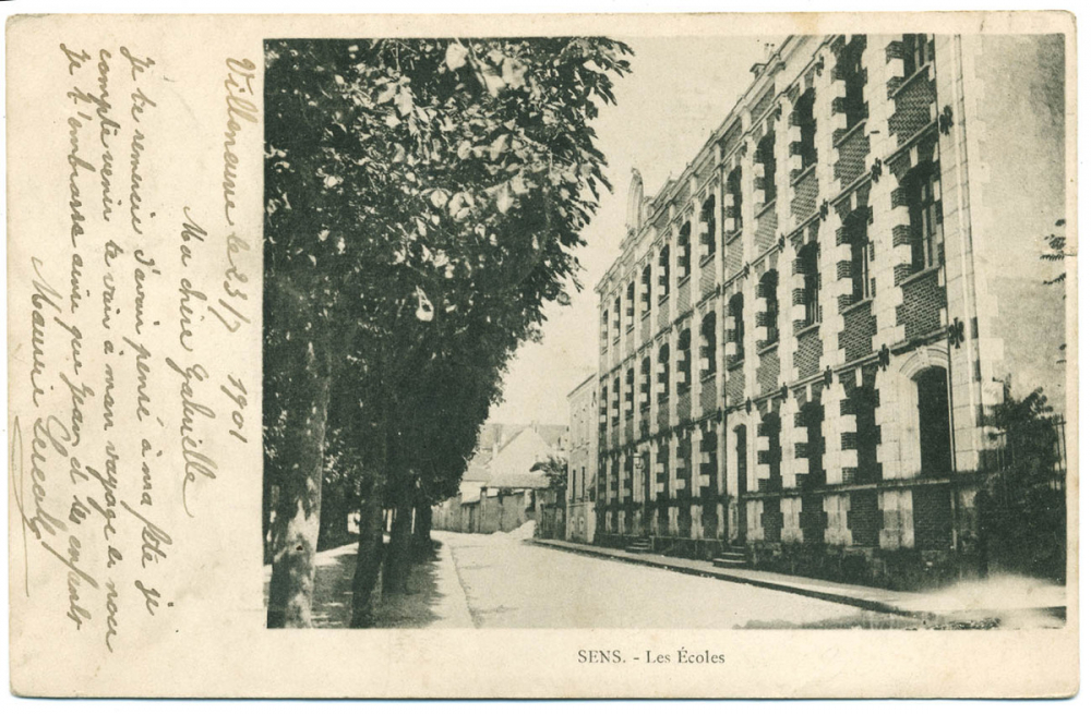 Sens - Les Ecoles.