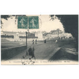 35 - Villedieu-les-Poêles (Manche) - Le Champ-de-Mars et les Ecoles.