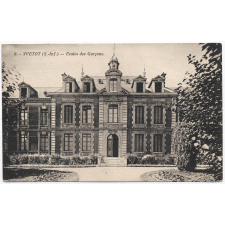 9 - Yvetot (S.-Inf.) - Ecoles des Garçons.