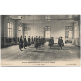 4 - Cours secondaires de la Ville de Dreux - Un des Préaux.