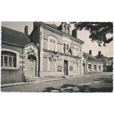 Monthou-sur-Cher (Loir-&-Cher) - La Mairie - Les Ecoles.