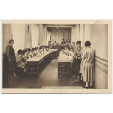 138 - Mont-St-Martin - L'Ecole Ménagère, l'une des Salles de Couture - Schola per l'insegnamento massaio, una sala da cucile - Szkola Kuchenna, Sala szycia.