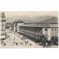 100 - Grenoble - Le Lycée et la Chaîne des Alpes.