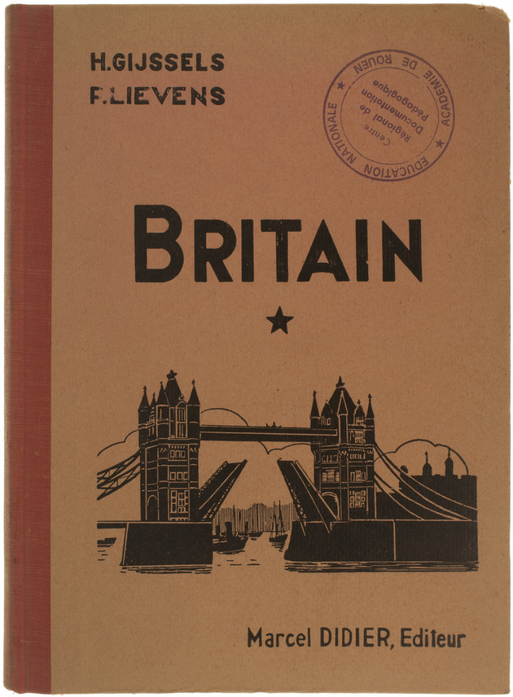 Britain (première année d'anglais) (garçons et filles).