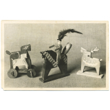 Deutsches Spielzeugmuseum Sonneberg / Thur. - Älteste SonnebergerHolzspielzeuge aus der Zeit um 1700 : Pferdchen mit Fohlen, Sonneberger Reierlein, Hirsch.