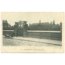 17 - Lens (P.-de-C.) - Ecole Jeanne d'Arc.