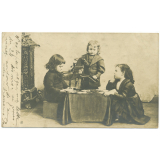 Jeux d'enfants. 