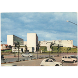Caen - 1353 - Vue générale vers le lycée de jeunes filles (R. Camelot, G. Richard etP. Daubin Archit. DPLG).