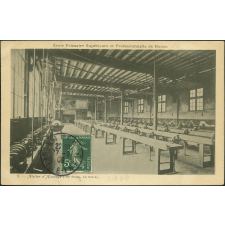 Ecole Primaire Supérieure et Professionnelle de Rouen - 9 - Atelier d'ajustage (100 étaux, 10 tours).