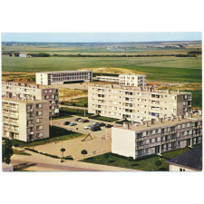 Chateaudun - Nouvelle Zône d'Habitation avec le Groupe Scolaire.