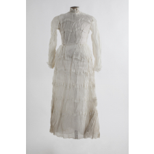 Robe (élément d'un ensemble)