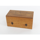 Boîte d'échantillons d'engrais et produits chimiques fabriqués par Saint-Gobain