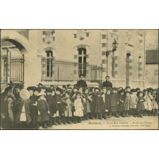 École Rue Voltaire : Sortie des Élèves, Montluçon