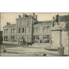 École des Garçons et Statue Hennequin, Gannat