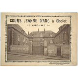 Cours Jeanne d'Arc - Cholet. Photographie de l'entrée. 