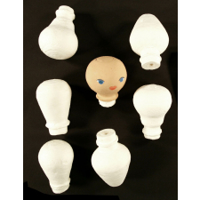 Boîte de têtes à décorer pour poupées ou marionnettes .