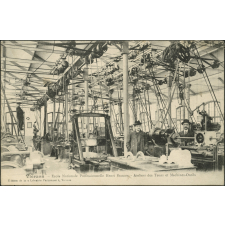 Vierzon. Ecole Nationale Professionnelle Henri Brisson. Ateliers des Tours et Machines-Outils.