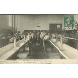 Ecole Nationale Professionnelle d'Armentières. 51. Lavabo. Vestiaire de l'Atelier d'Ajustage.