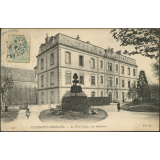 141. Clermont-Ferrand. Le Petit Lycée, vue intérieure.