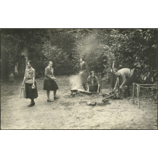 Camp de jeannettes.