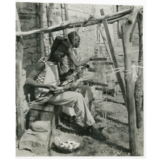 A l'école artisanale de Bamako A.O.F. (Soudan Français).
