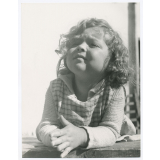 Portrait d'une fillette. 