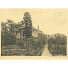 Externat Sainte-Agnès. Angers. 1926-1927. Vue générale prise du Jardin.